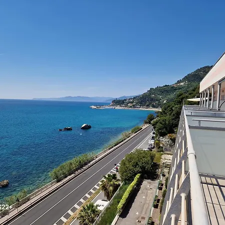 Affitti Brevi Liguria - La Fiorita Finale Ligure